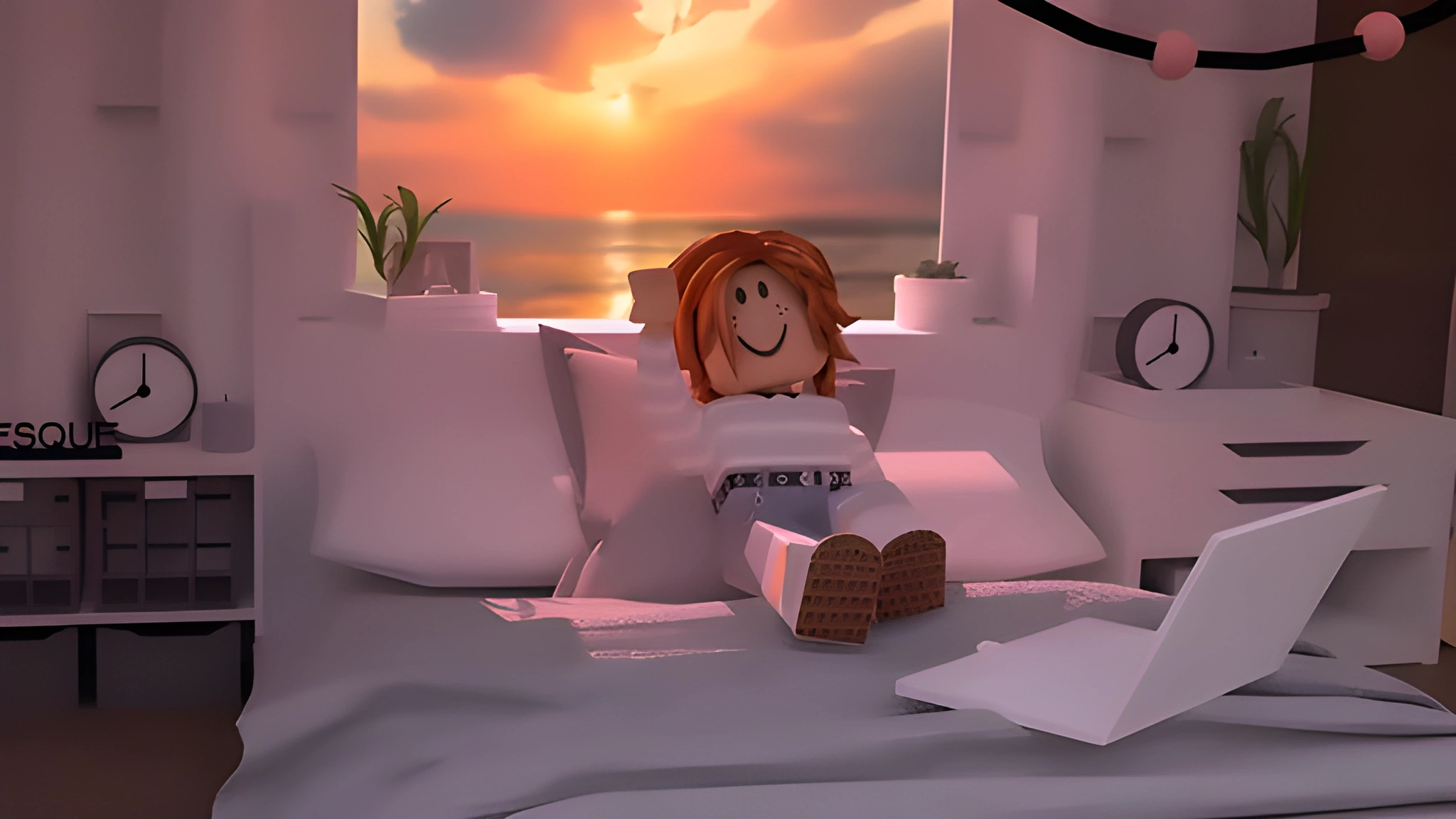 Nhân vật phong cách Roblox tóc cam ngồi tựa gối trên giường, giơ tay cạnh máy tính xách tay trắng.